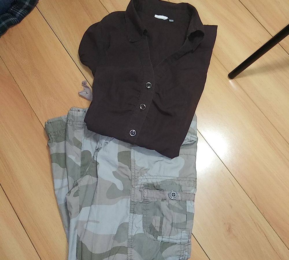 Camo capris with free shirt to match